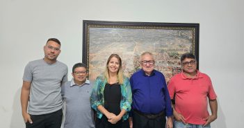 SECRETÁRIOS SE REÚNEM COM A SUB DEFENSORA PÚBLICA DO ESTADO DA BAHIA DRª MÔNICA SOARES.
