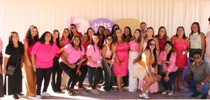SECRETARIA MUNICIPAL DE ASSISTÊNCIA SOCIAL REÚNE MULHERES PARA CELEBRAR O DIA DAS MÃES