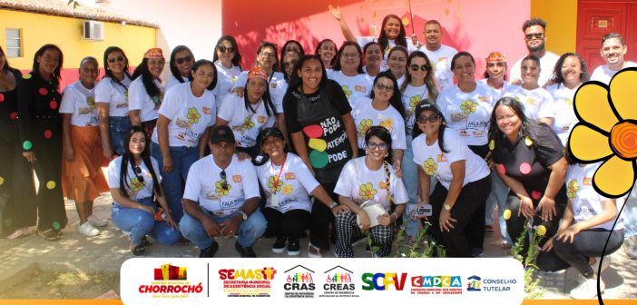 SECRETARIA MUNICIPAL DE ASSISTÊNCIA SOCIAL PROMOVE CAMINHADA EM ALUSÃO AO MAIO LARANJA