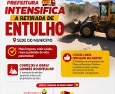 PREFEITURA MUNICIPAL DE CHORROCHÓ INTENSIFICA A RETIRADA DE ENTULHO NA SEDE DO MUNICÍPIO